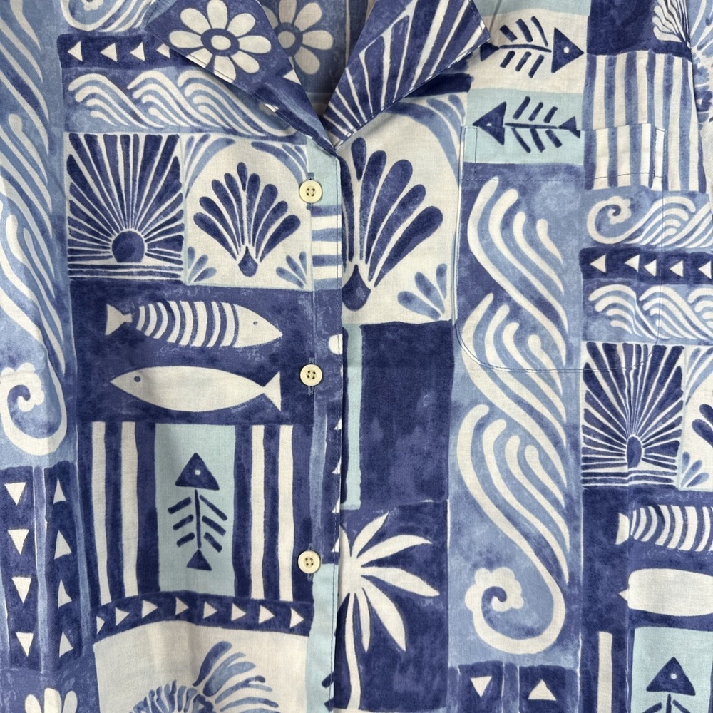 Honoli'i Aloha Hawaiian Blues And white Tropical Button up Women's‎ Size Large